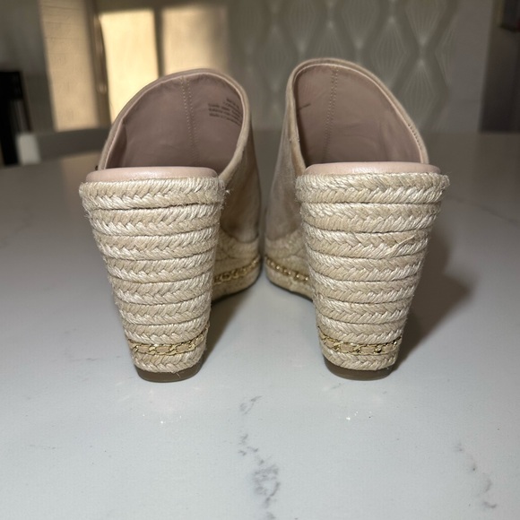 Karl Lagerfeld | ‘Corissa’ Wedge Sandal - Picture 7 of 10